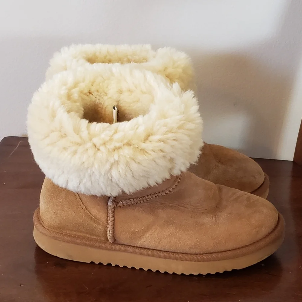 Sheepskin Women's Boots Size 6